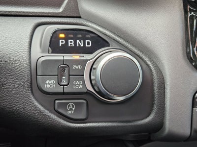 2026 RAM Ram 1500 Express Crew Cab 4x4 5'7' Box