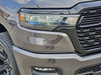 2026 RAM Ram 1500 Express Crew Cab 4x4 5'7' Box