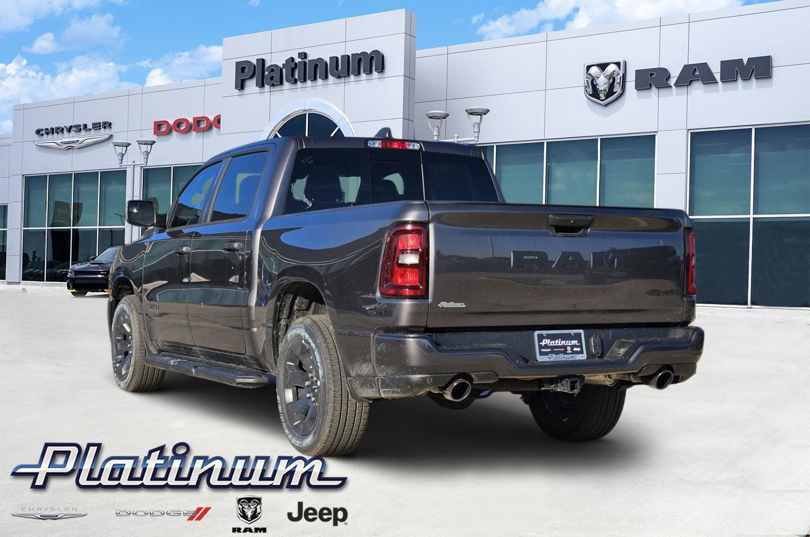 2026 RAM Ram 1500 RAM 1500 EXPRESS CREW CAB 4X4 5'7' BOX