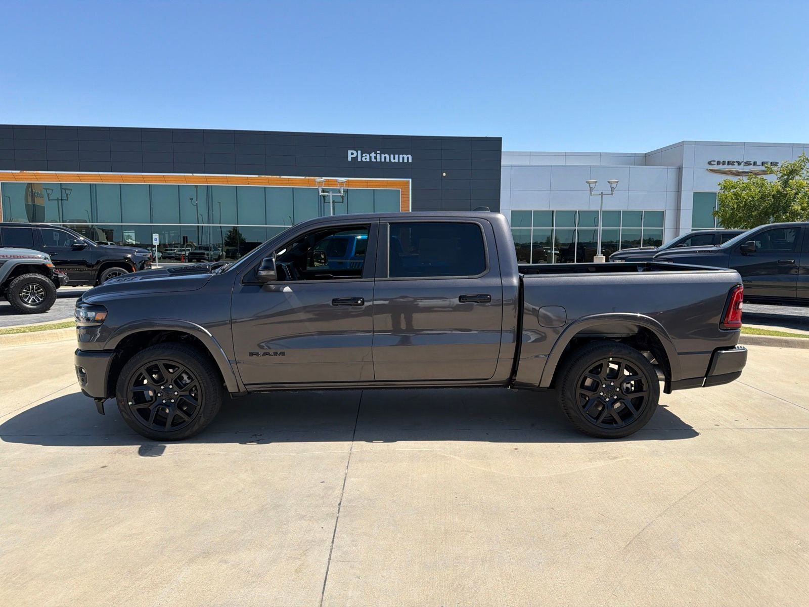 2026 RAM Ram 1500 RAM 1500 LARAMIE CREW CAB 4X4 5'7' BOX