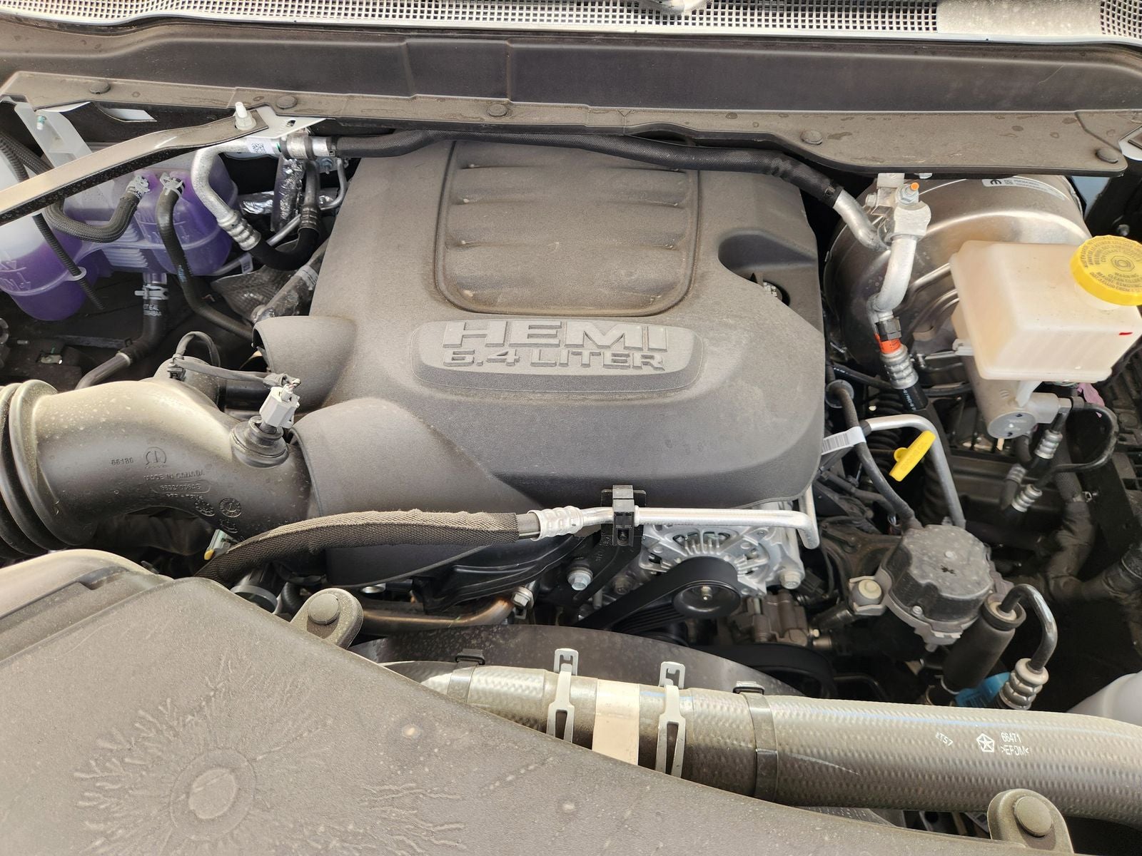 2026 RAM Ram 2500 RAM 2500 BLACK EXPRESS CREW CAB 4X4 6'4' BOX