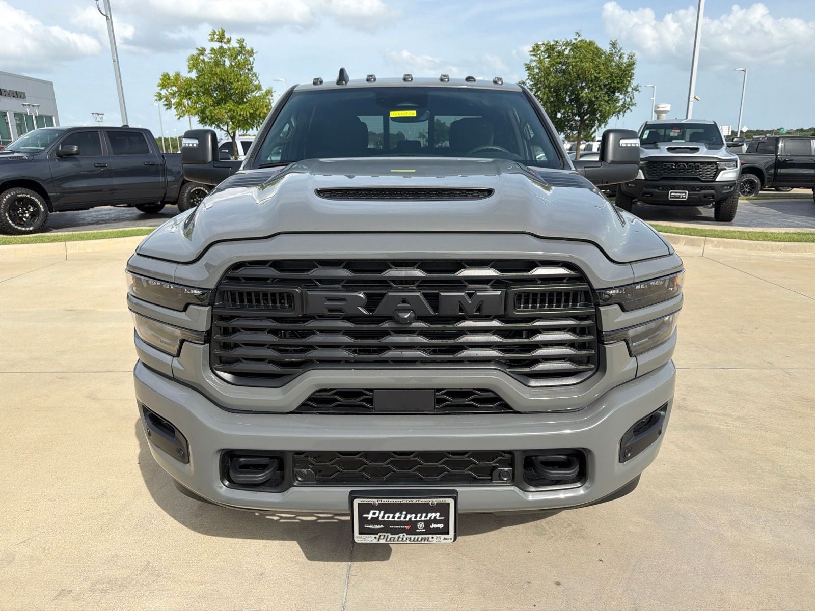 2026 RAM Ram 2500 RAM 2500 BLACK EXPRESS CREW CAB 4X4 6'4' BOX