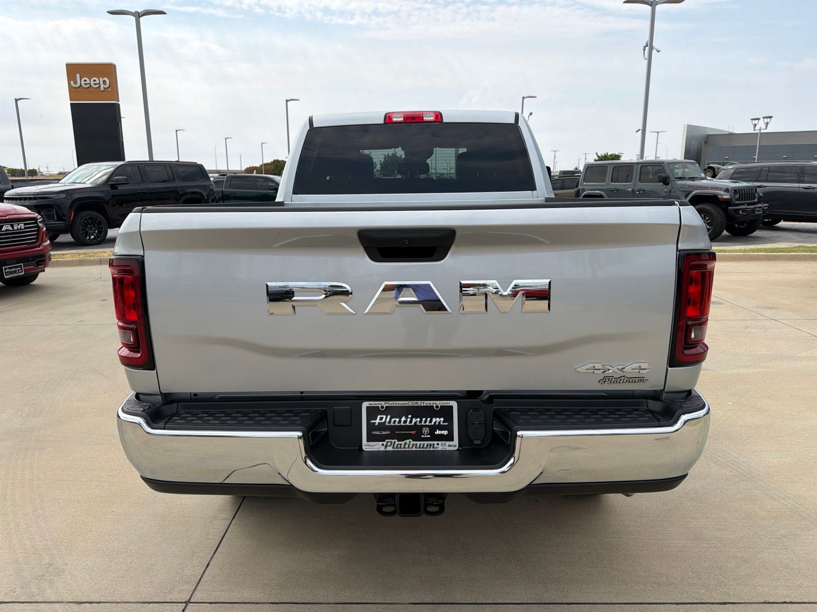 2026 RAM Ram 2500 RAM 2500 TRADESMAN CREW CAB 4X4 6'4' BOX