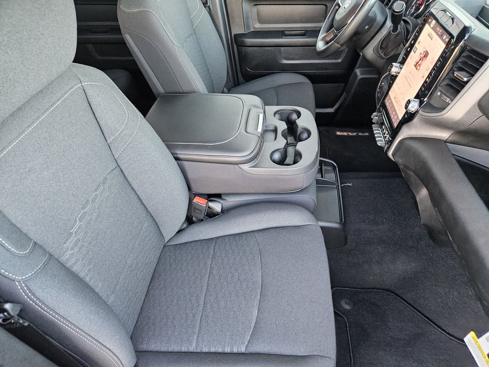 2025 RAM Ram 2500 RAM 2500 TRADESMAN CREW CAB 4X4 8' BOX