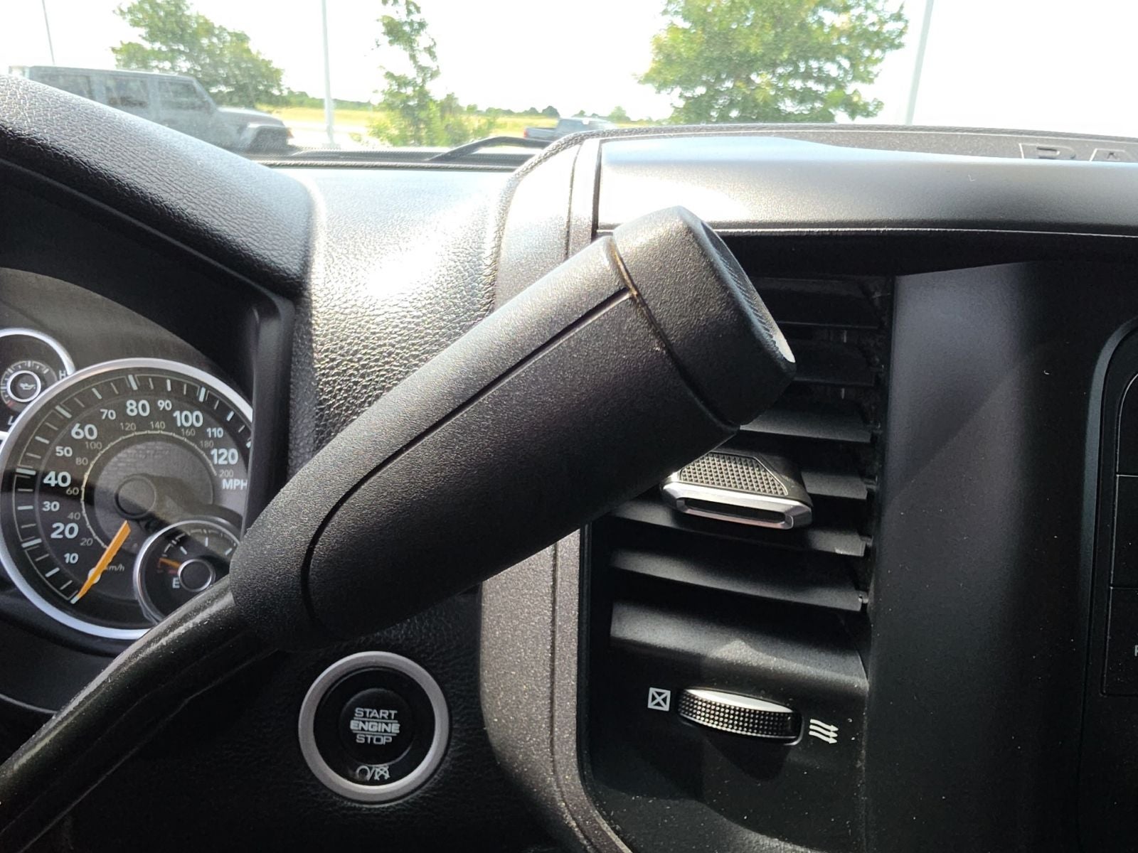 2022 RAM Ram 2500 Tradesman Crew Cab 4x4 8' Box