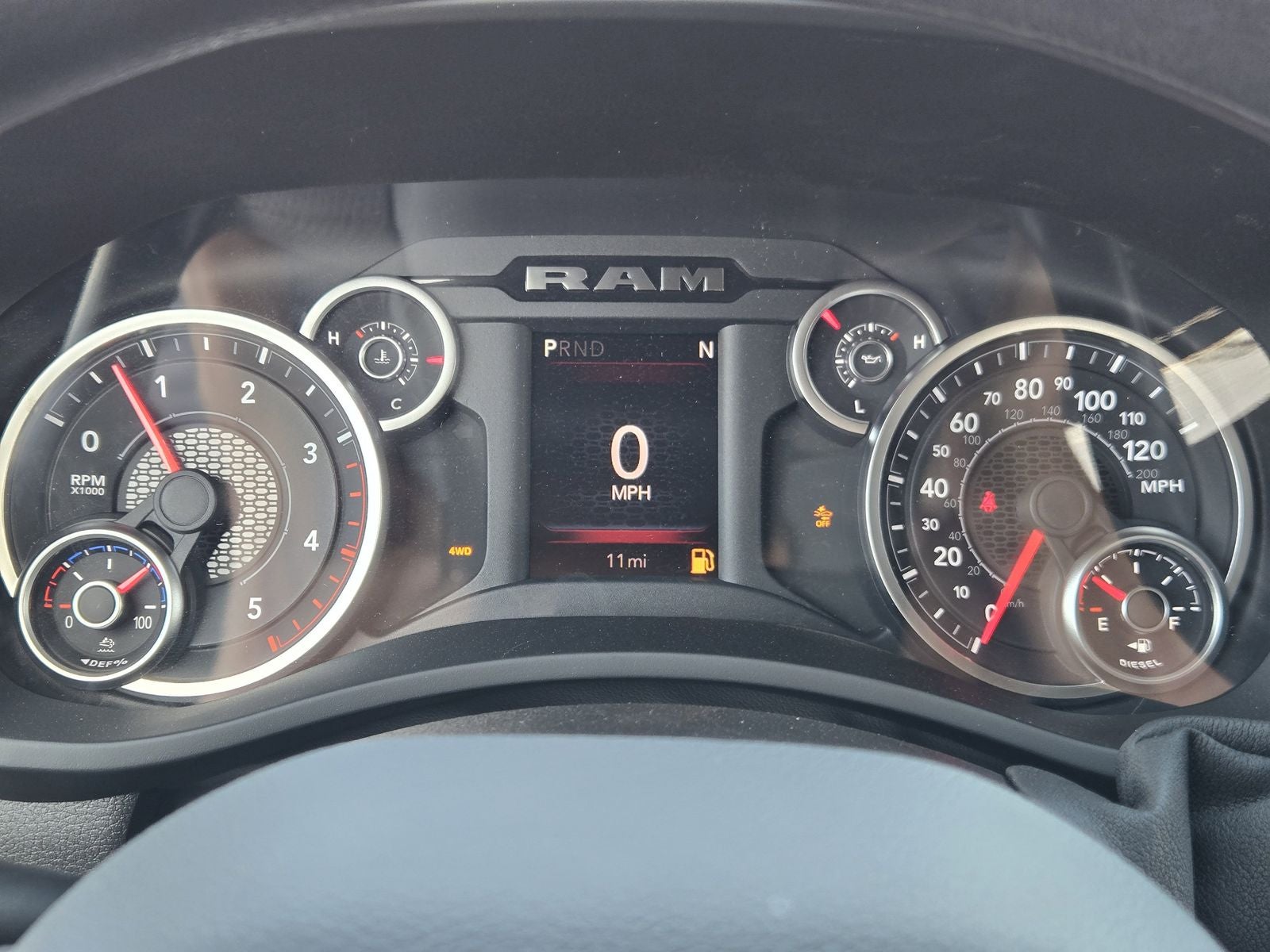 2026 RAM Ram 5500 Chassis Cab RAM 5500 TRADESMAN CHASSIS CREW CAB 4X4 84' CA