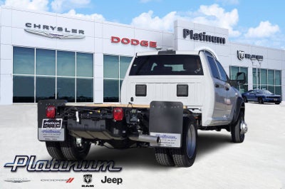 2026 RAM Ram 5500 Chassis Cab RAM 5500 TRADESMAN CHASSIS CREW CAB 4X4 84' CA