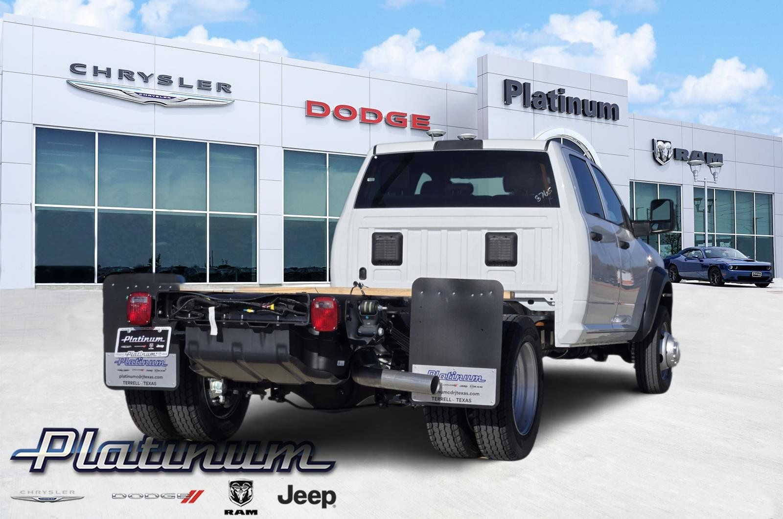 2026 RAM Ram 5500 Chassis Cab RAM 5500 TRADESMAN CHASSIS CREW CAB 4X4 84' CA