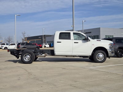 2026 RAM Ram 3500 Chassis Cab RAM 3500 TRADESMAN CREW CAB CHASSIS 4X4 60' CA