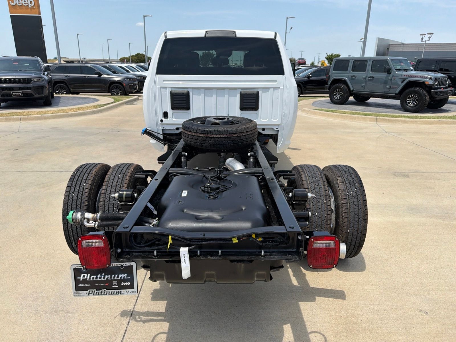 2026 RAM Ram 3500 Chassis Cab RAM 3500 BIG HORN CREW CAB CHASSIS 4X4 60' CA
