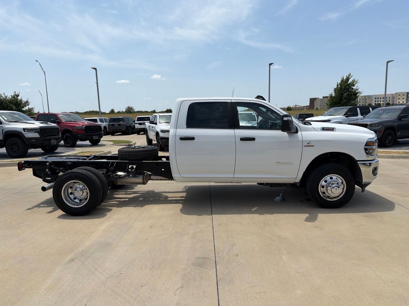 2026 RAM Ram 3500 Chassis Cab RAM 3500 BIG HORN CREW CAB CHASSIS 4X4 60' CA