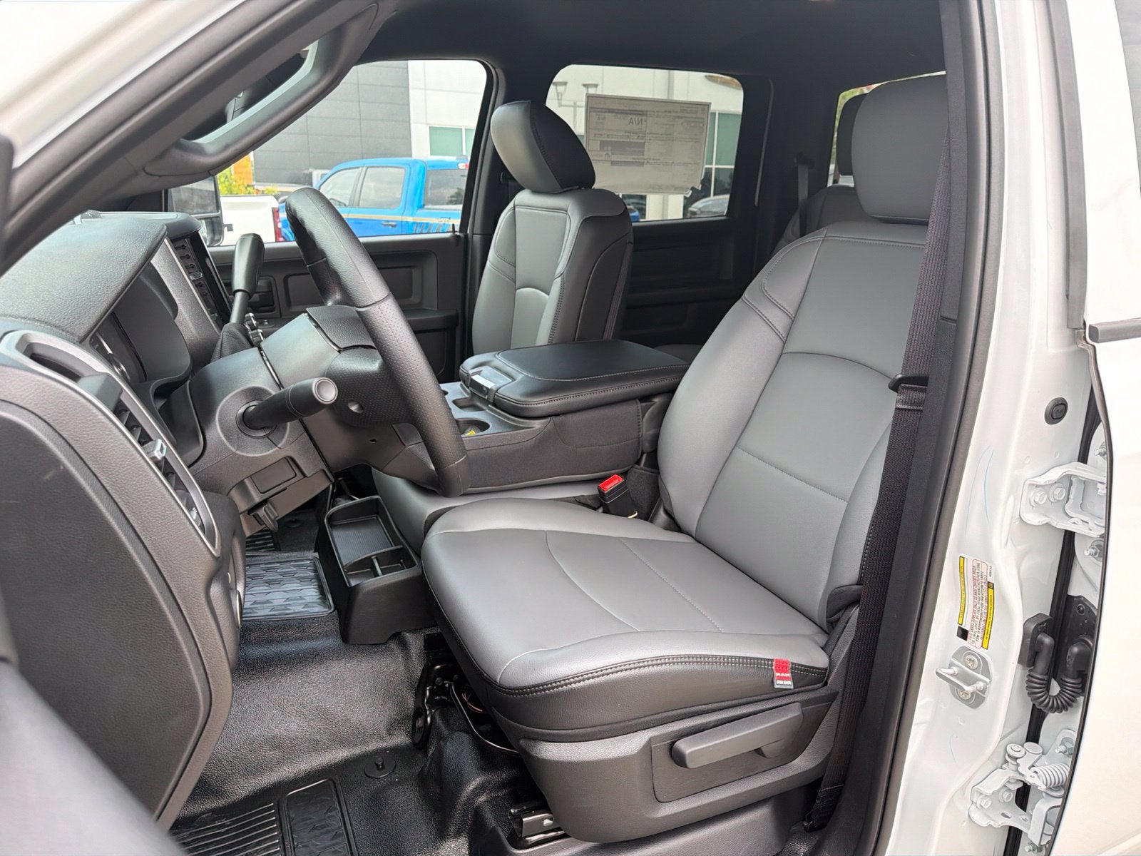 2027 RAM 3500 Chassis Cab Tradesman