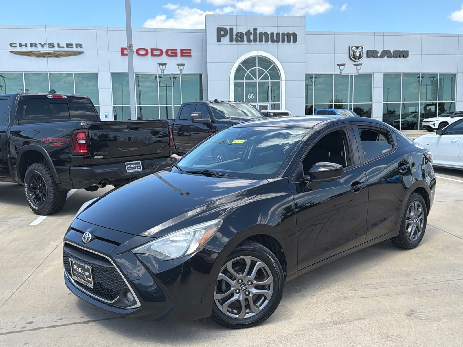 2019 Toyota Yaris Sedan L