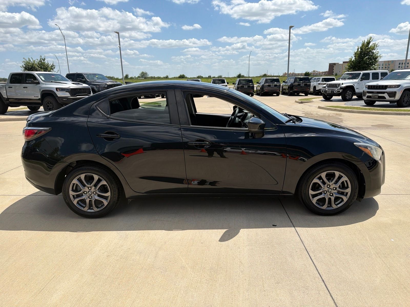 2019 Toyota Yaris Sedan L