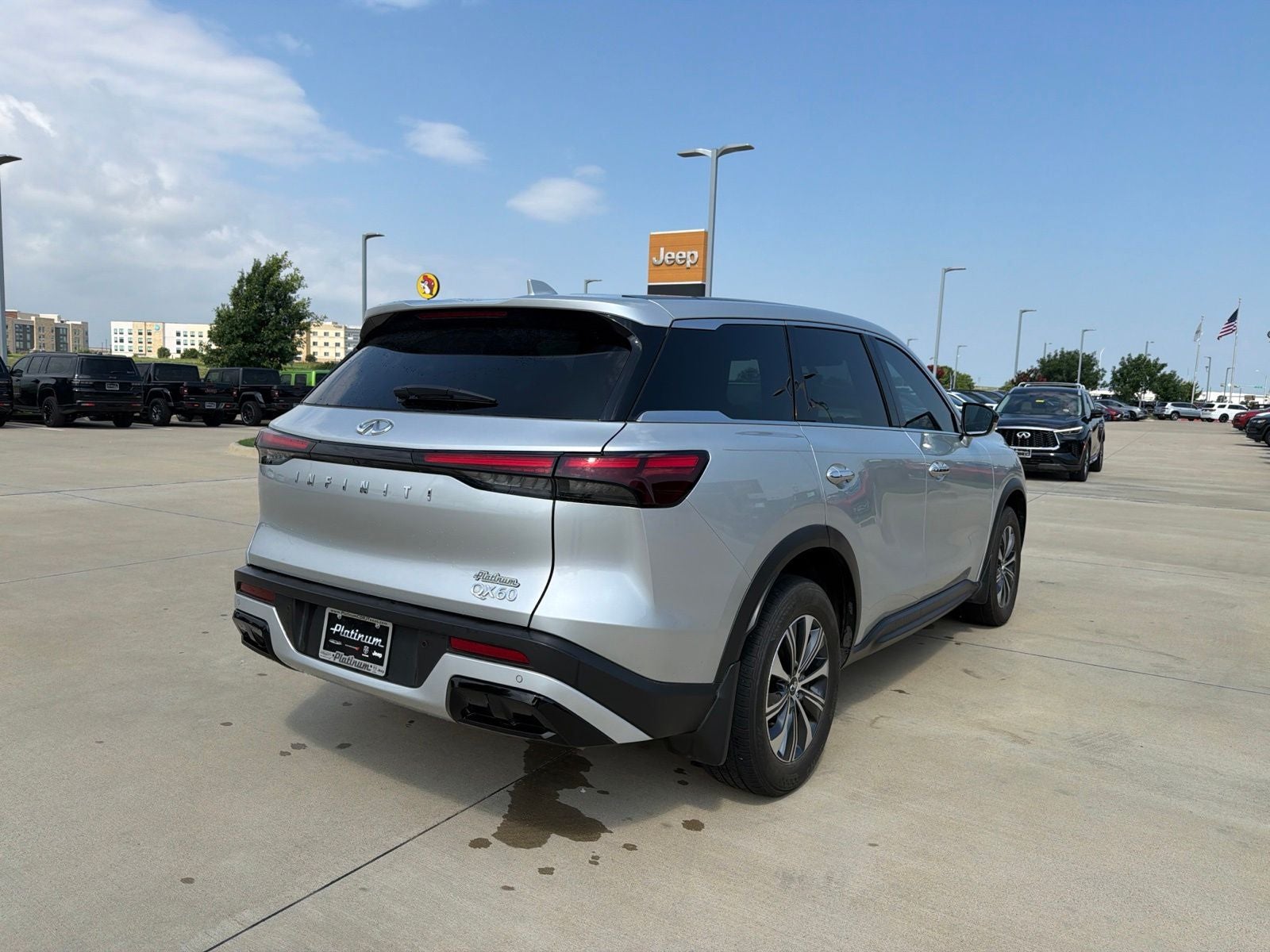 2023 INFINITI QX60 PURE