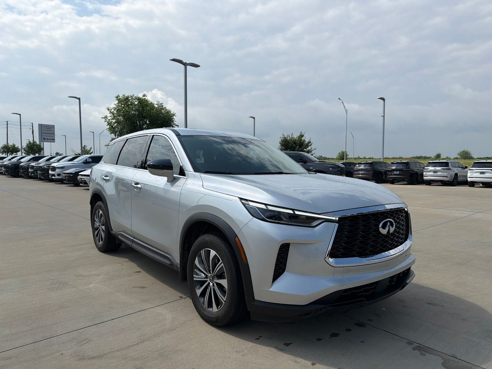 2023 INFINITI QX60 PURE