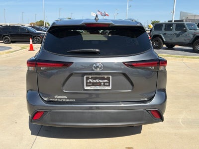 2024 Toyota Highlander XLE