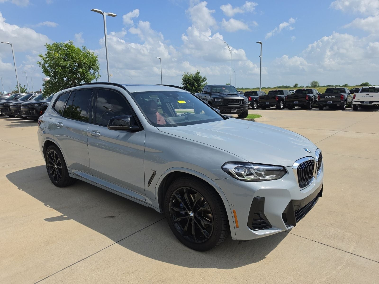 2024 BMW X3 M40i