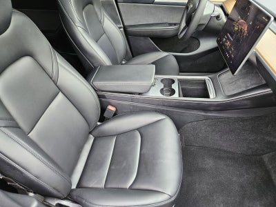 2025 Tesla Model Y Long Range Dual Motor Rear-Wheel Drive