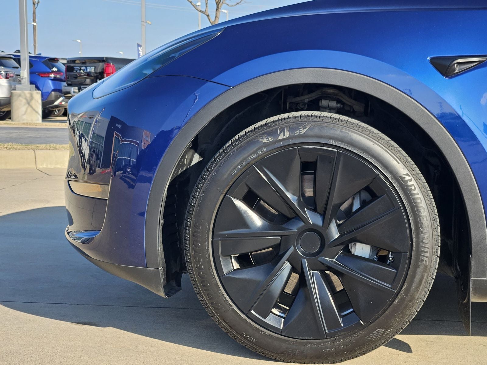 2023 Tesla Model Y Long Range Dual Motor All-Wheel Drive