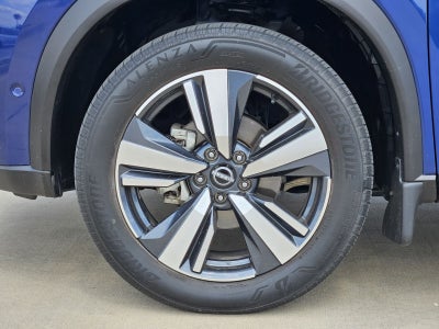 2023 Nissan Rogue Platinum FWD