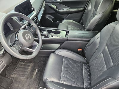 2023 Nissan Rogue Platinum FWD