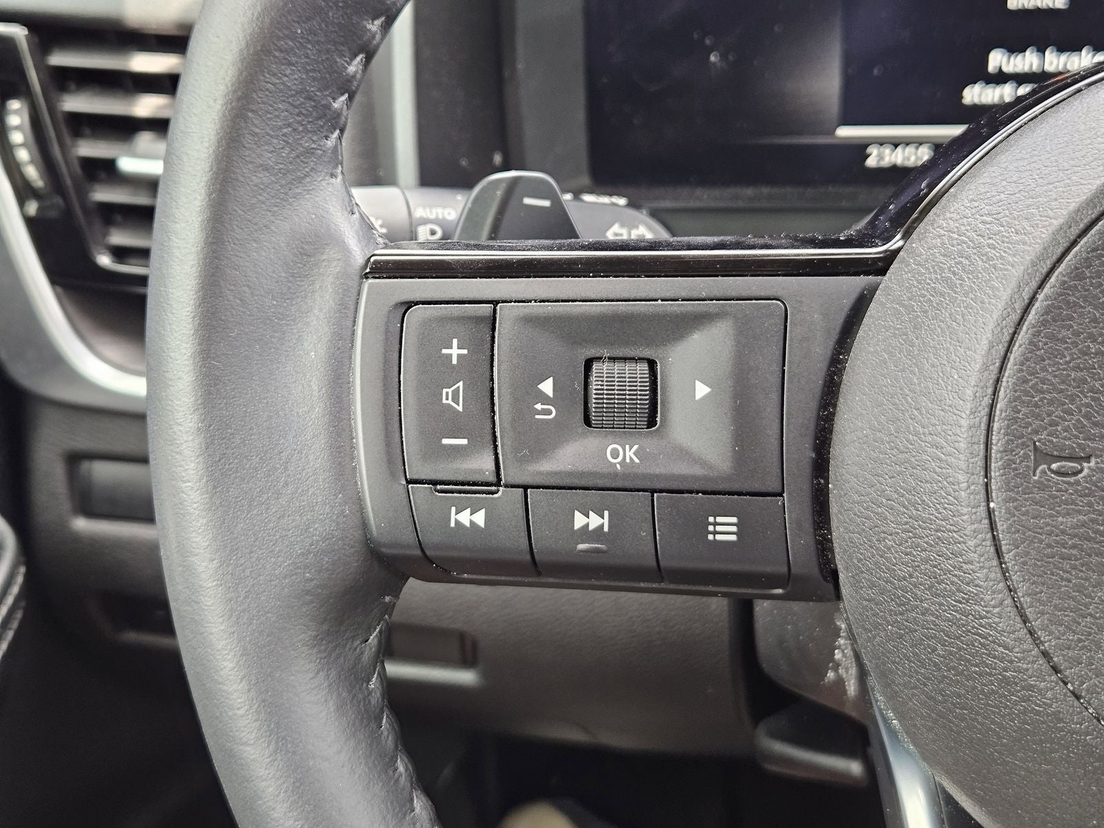 2023 Nissan Rogue Platinum FWD