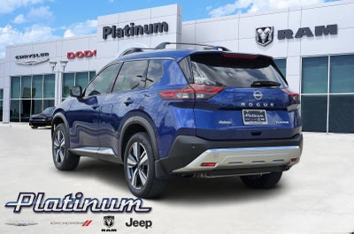 2023 Nissan Rogue Platinum FWD