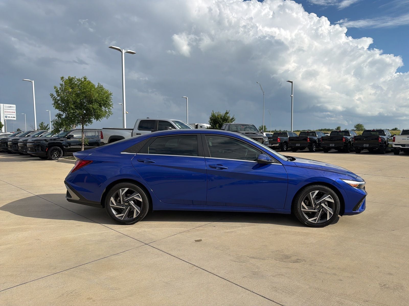2025 Hyundai Elantra Limited