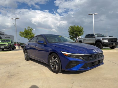 2025 Hyundai Elantra Limited