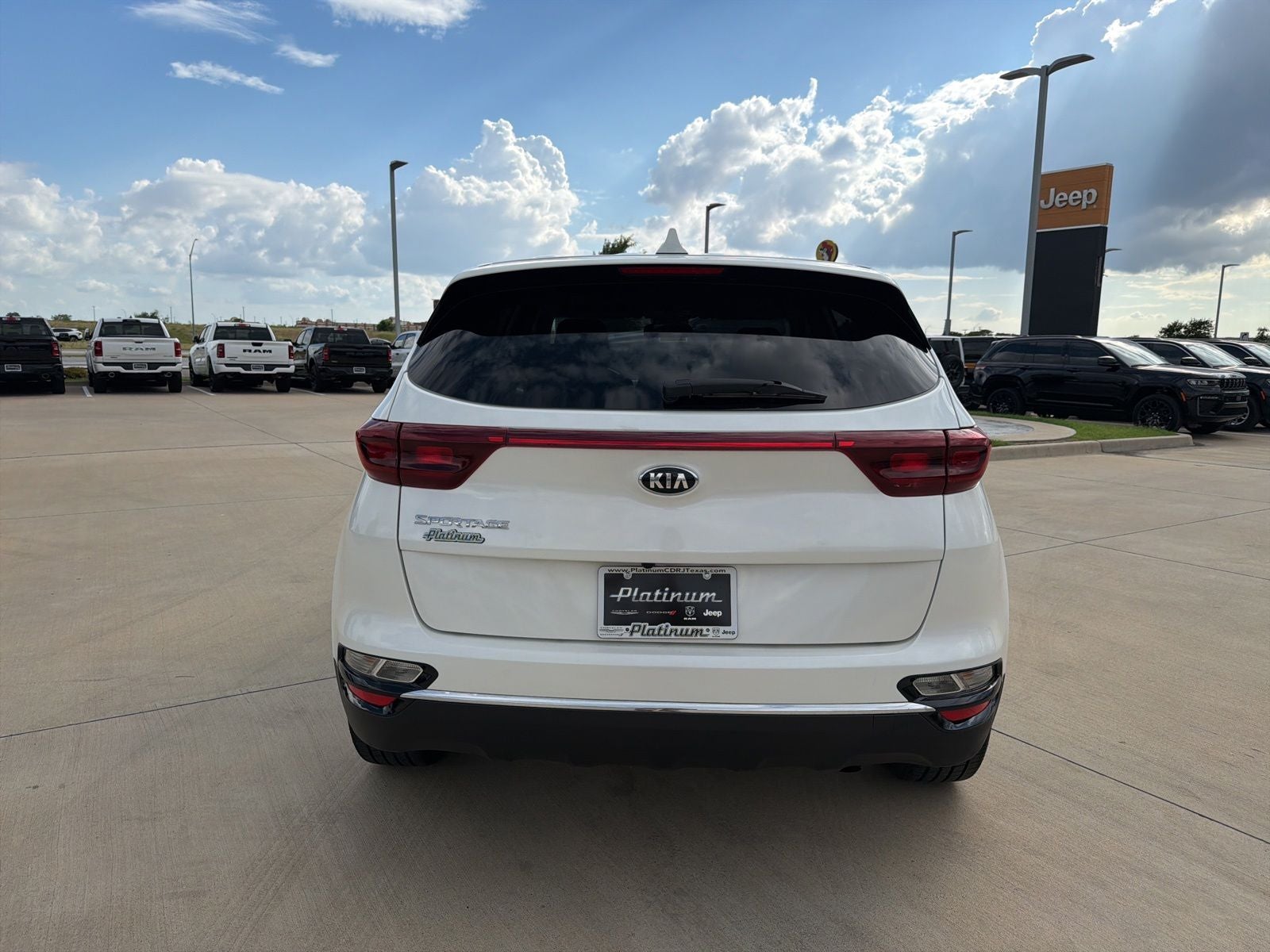 2022 Kia Sportage LX