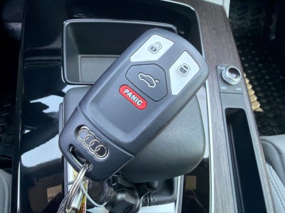2025 Audi Q5 Premium Plus 55 TFSI e S line quattro S tronic