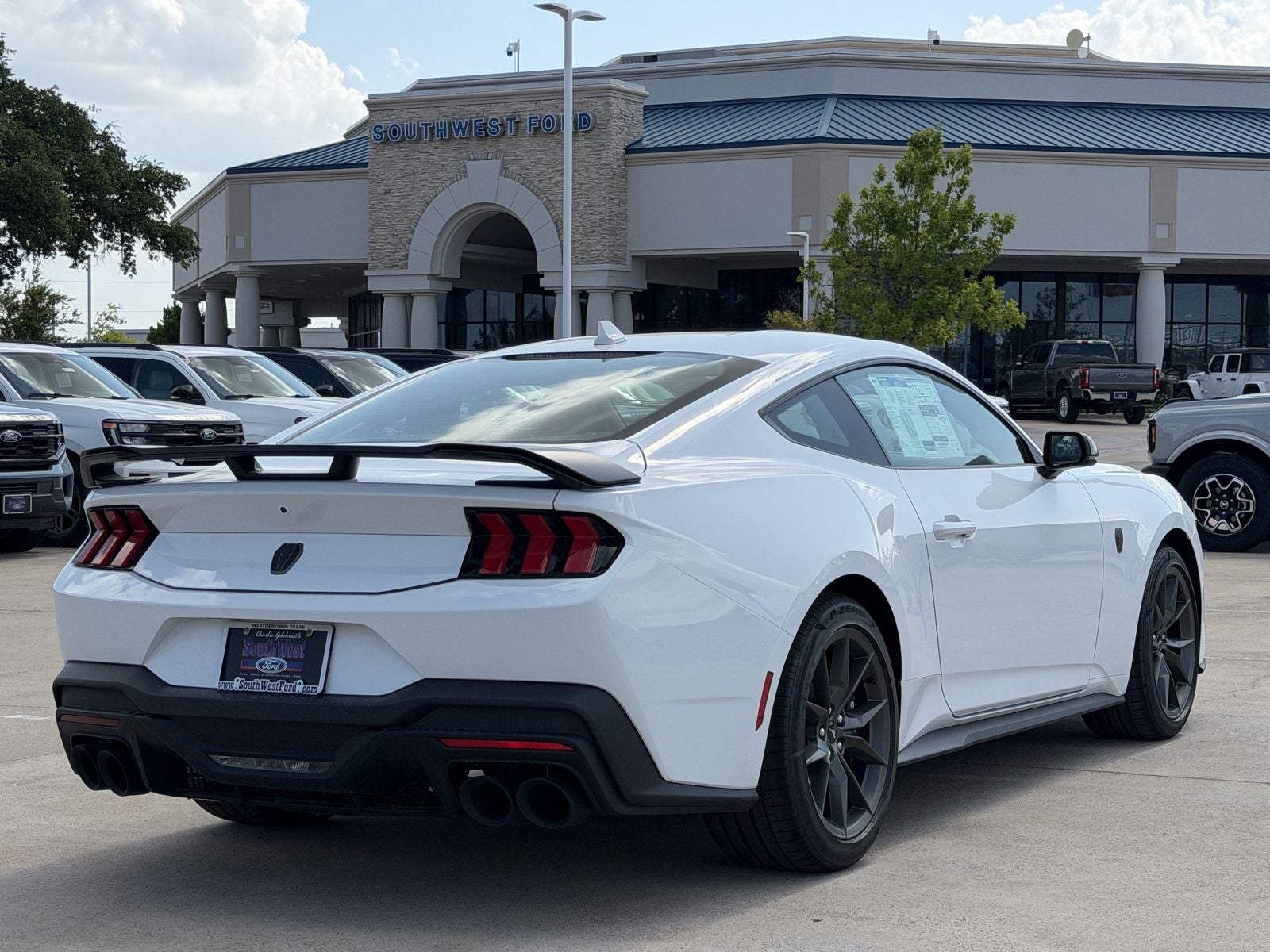 2026 Ford Mustang Dark Horse