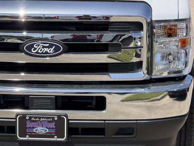 2026 Ford E-350SD Base Cutaway