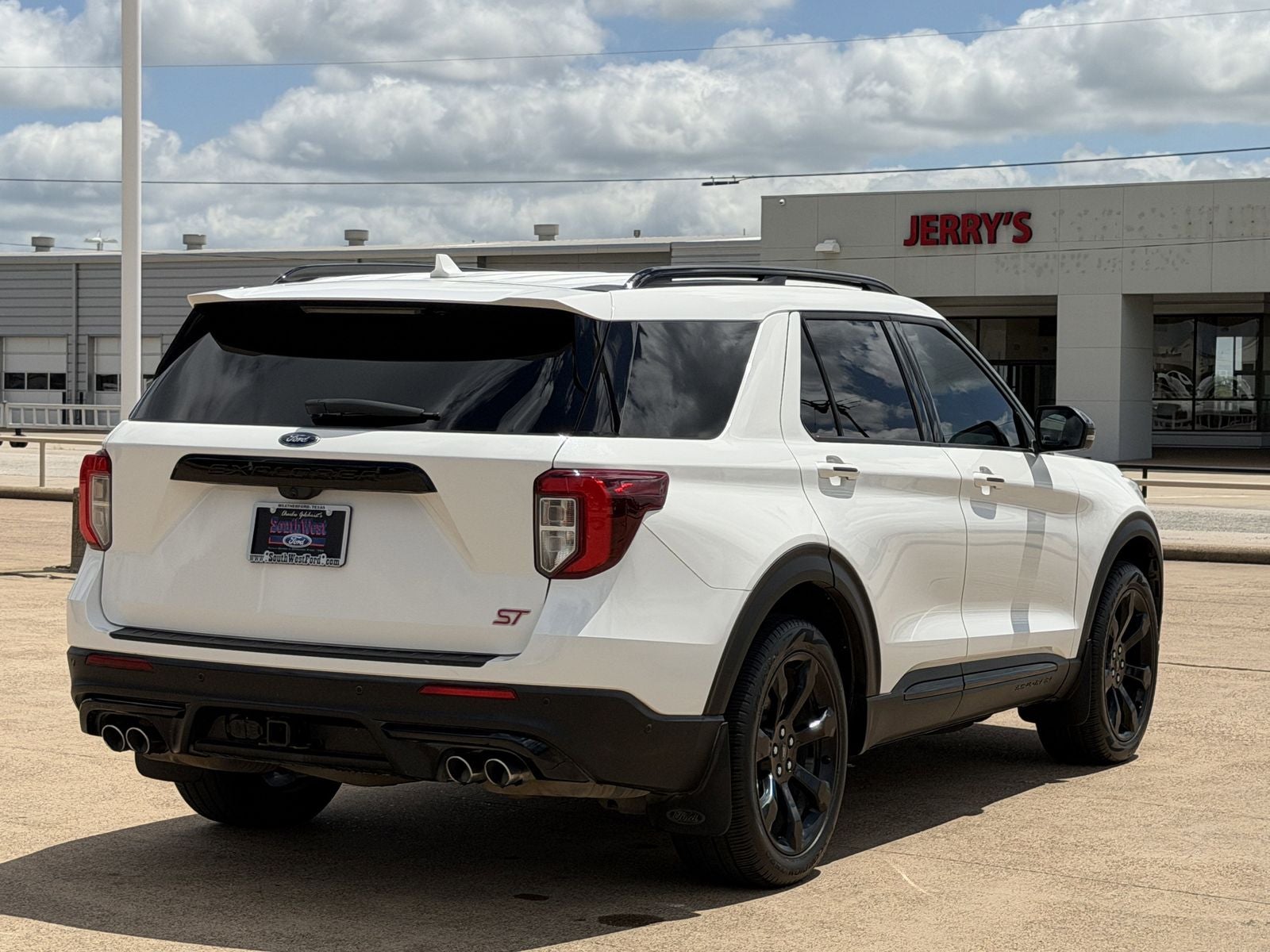 2020 Ford Explorer ST