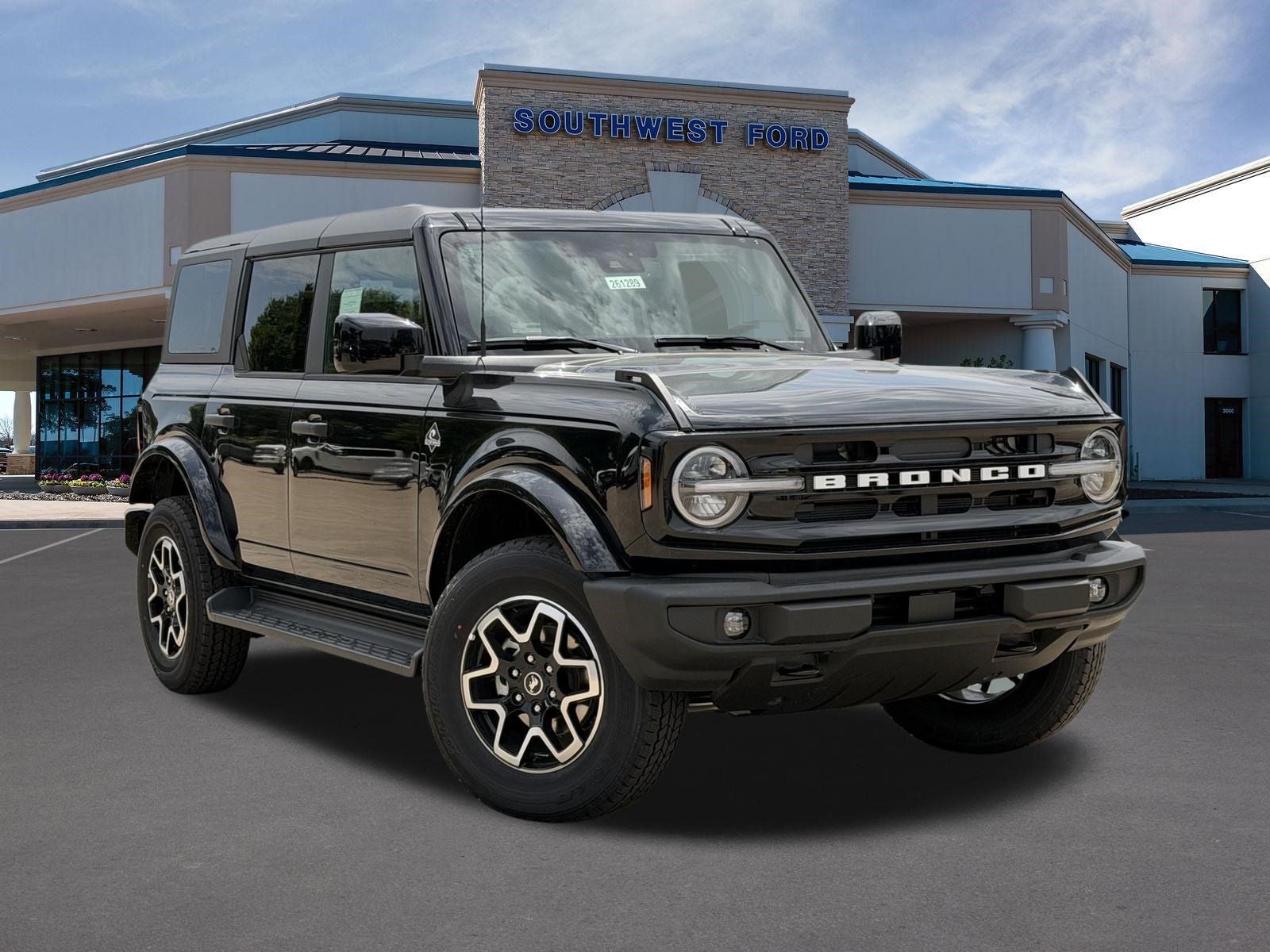 2026 Ford Bronco Outer Banks