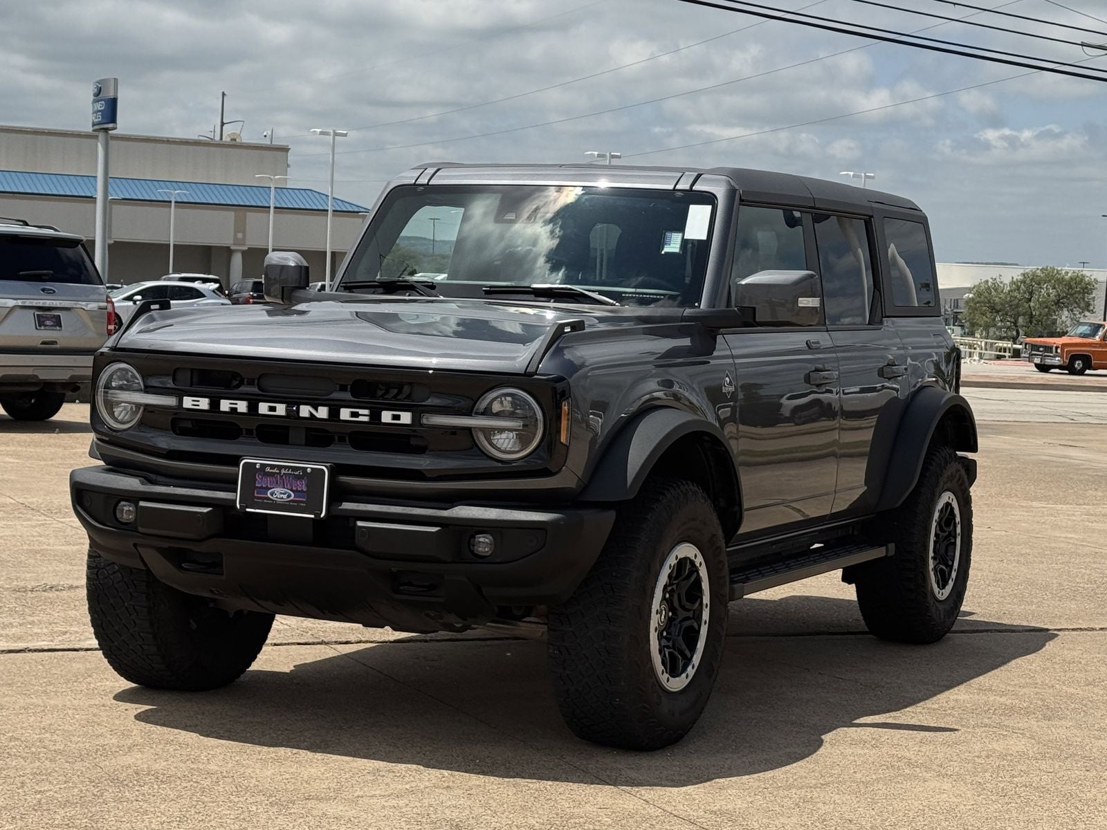 2023 Ford Bronco Outer Banks