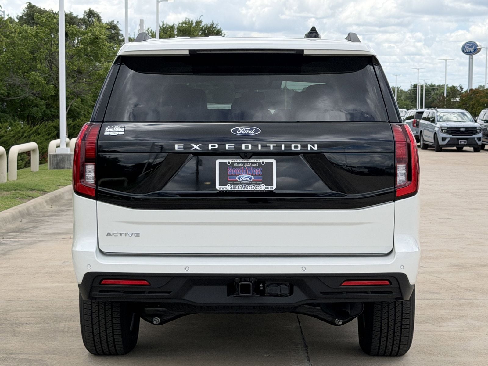 2026 Ford Expedition Active