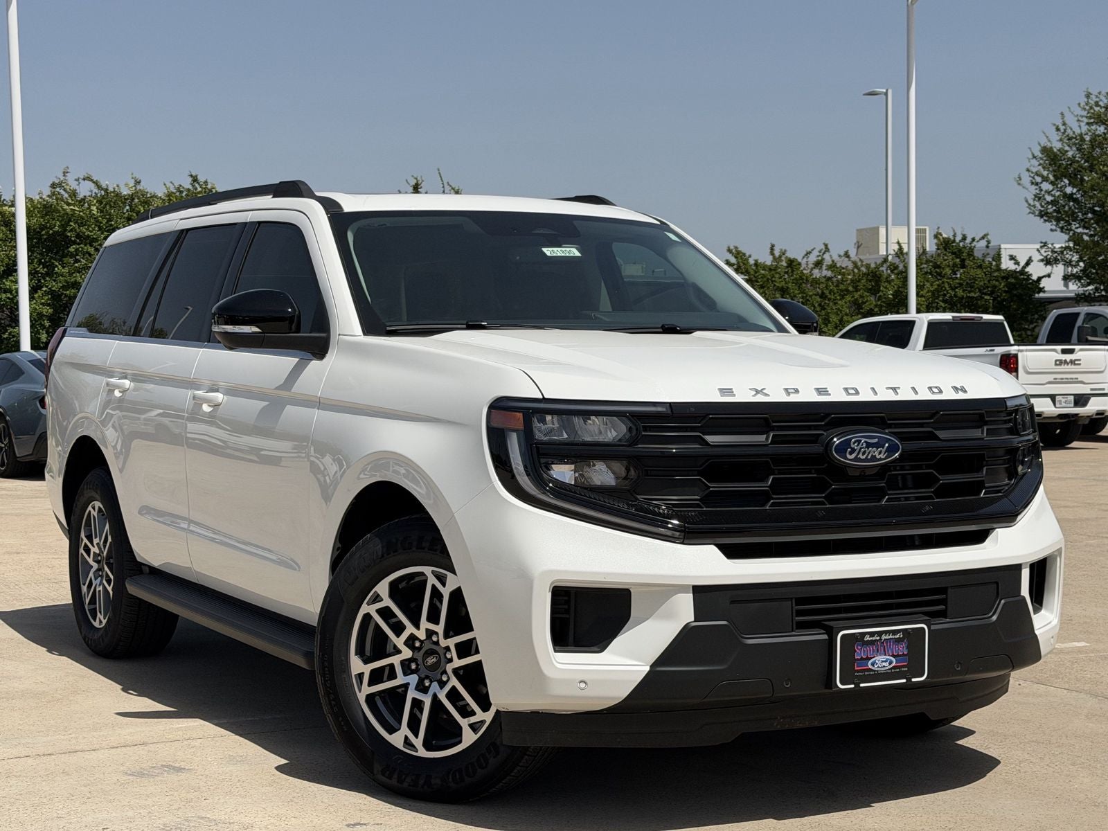 2026 Ford Expedition Active