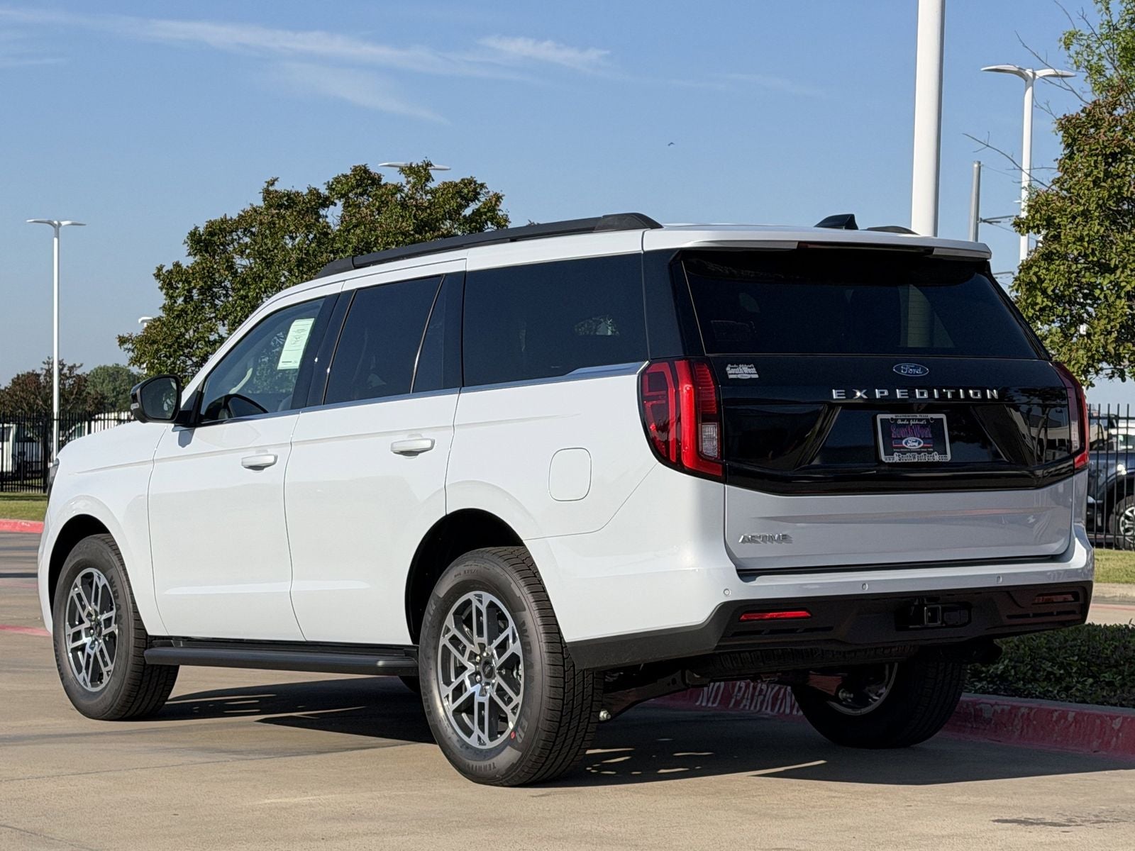 2026 Ford Expedition Active