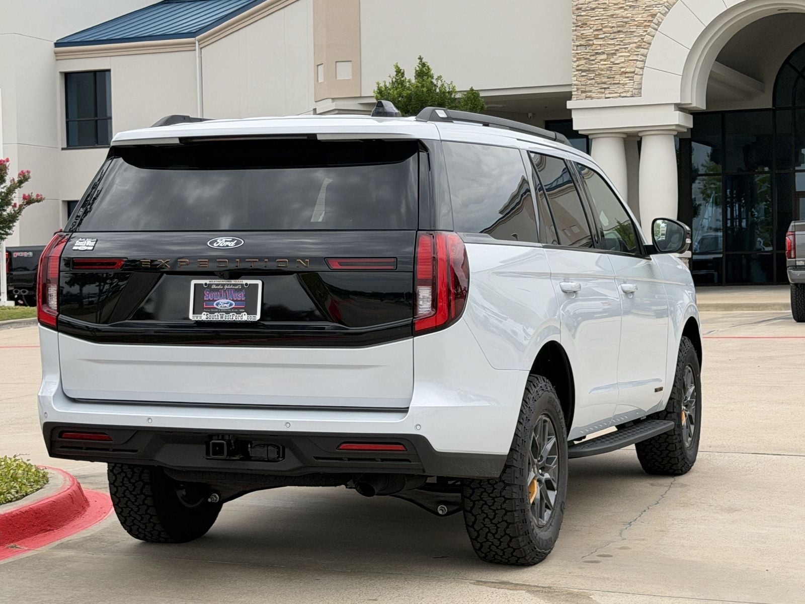 2026 Ford Expedition Tremor
