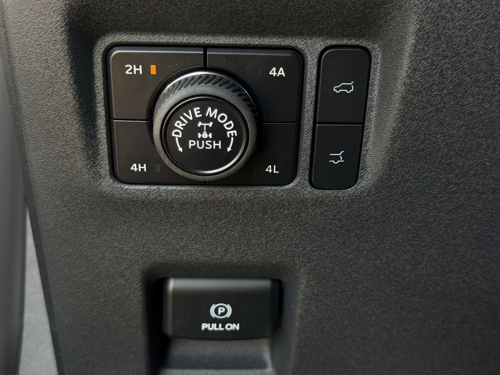 2027 Ford Expedition Tremor