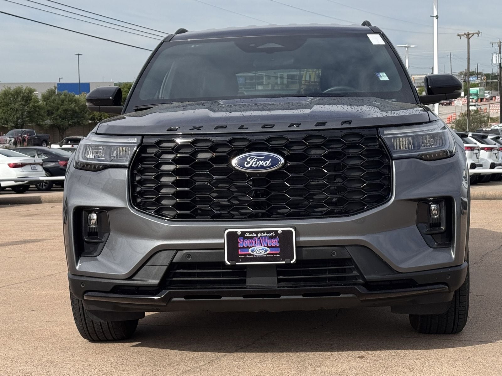 2025 Ford Explorer ST-Line