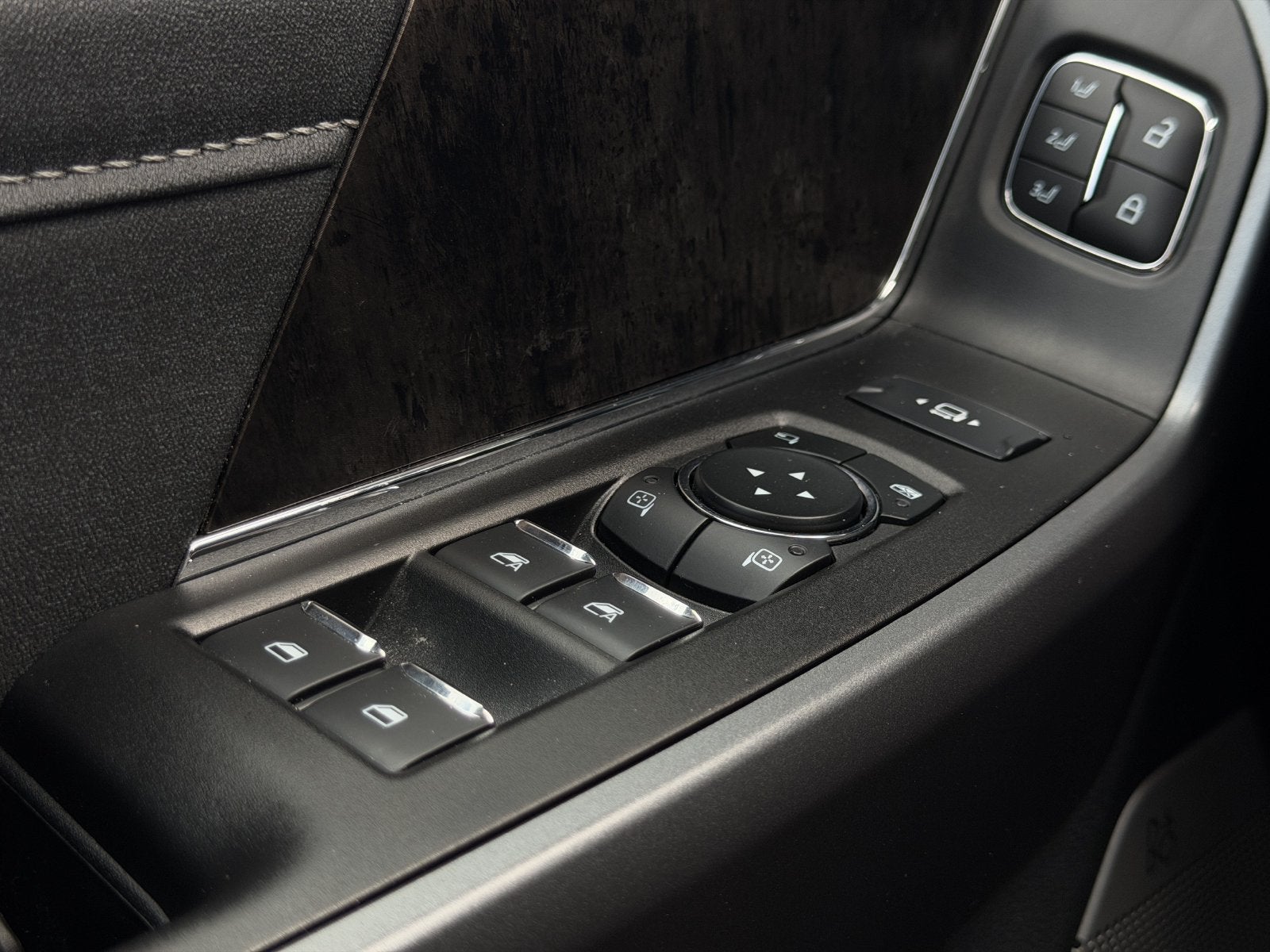 2025 Ford F-250SD F-250® Lariat®
