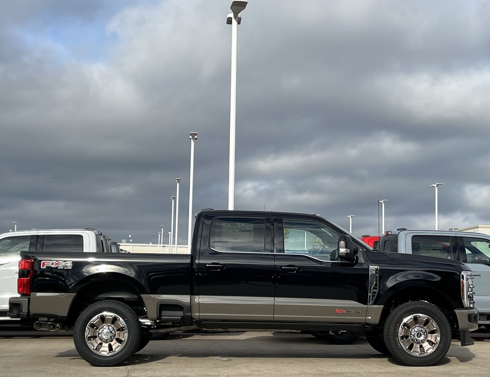 2027 Ford F-350SD King Ranch