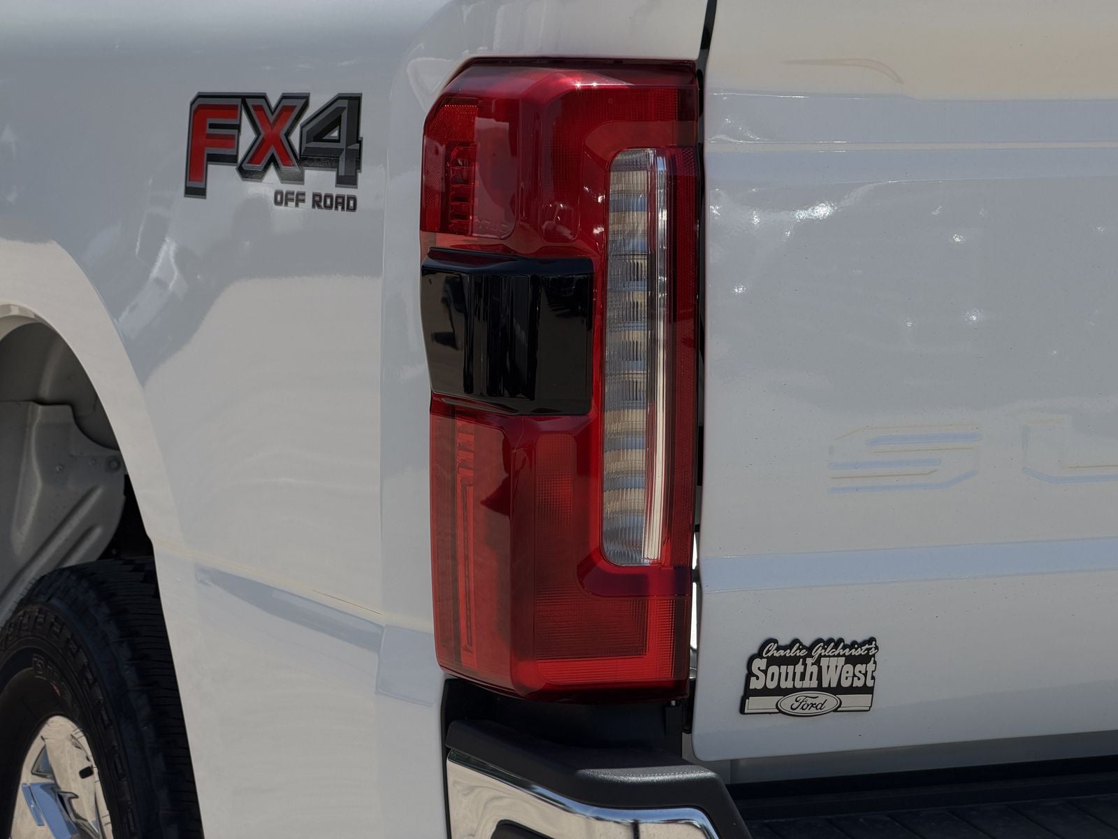 2026 Ford F-350SD Lariat