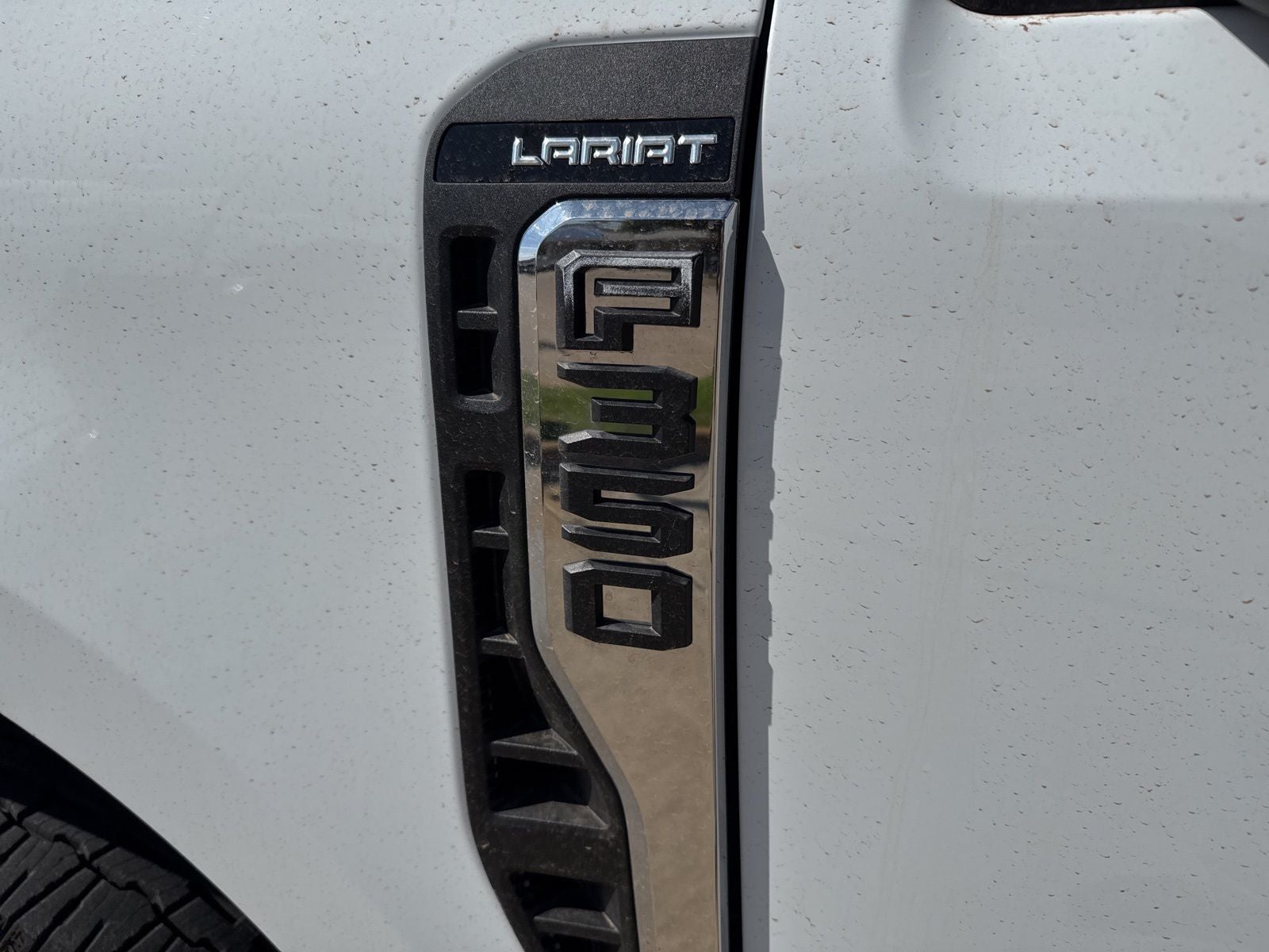 2023 Ford F-350SD Lariat