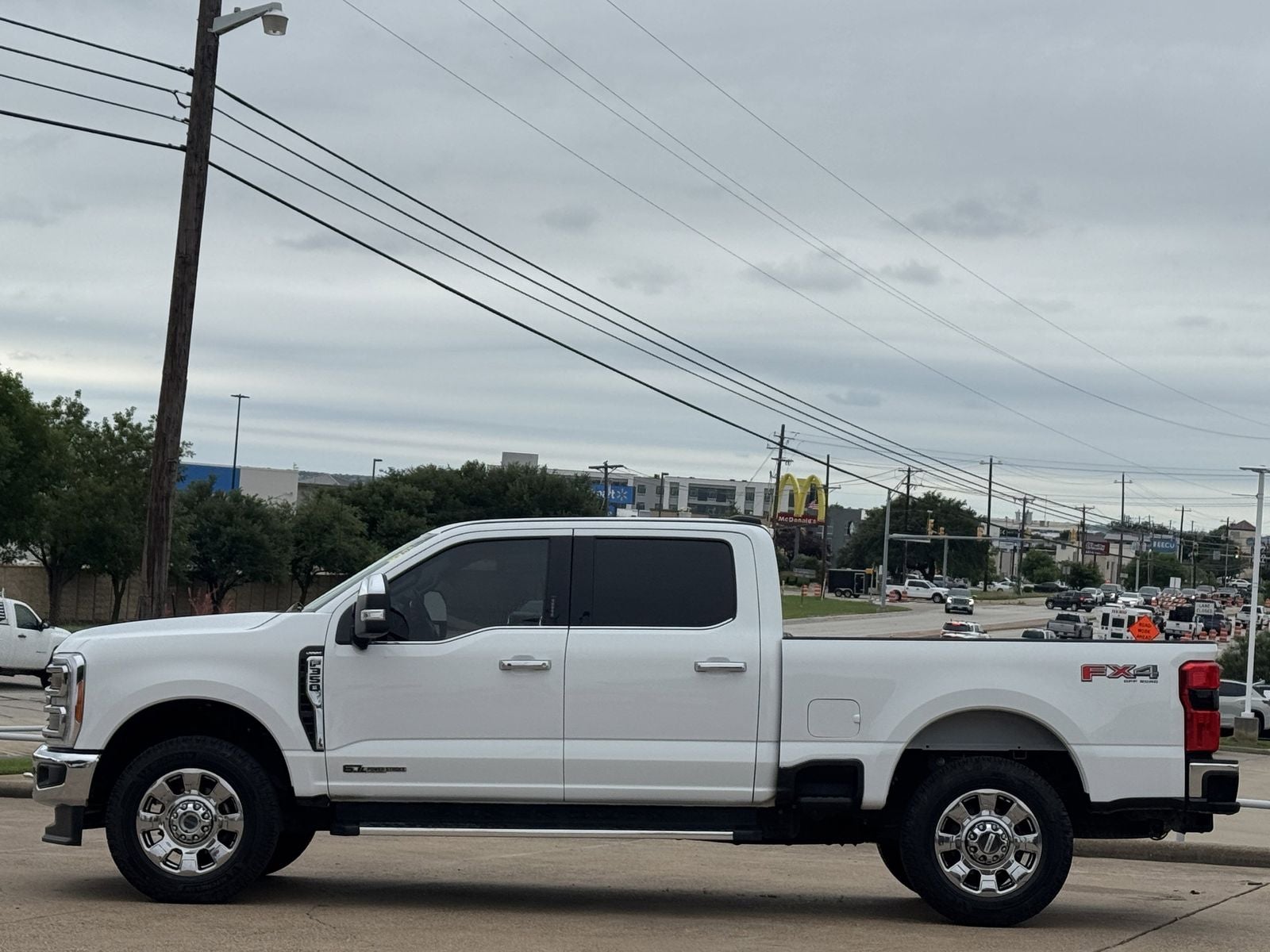 2023 Ford F-350SD Lariat