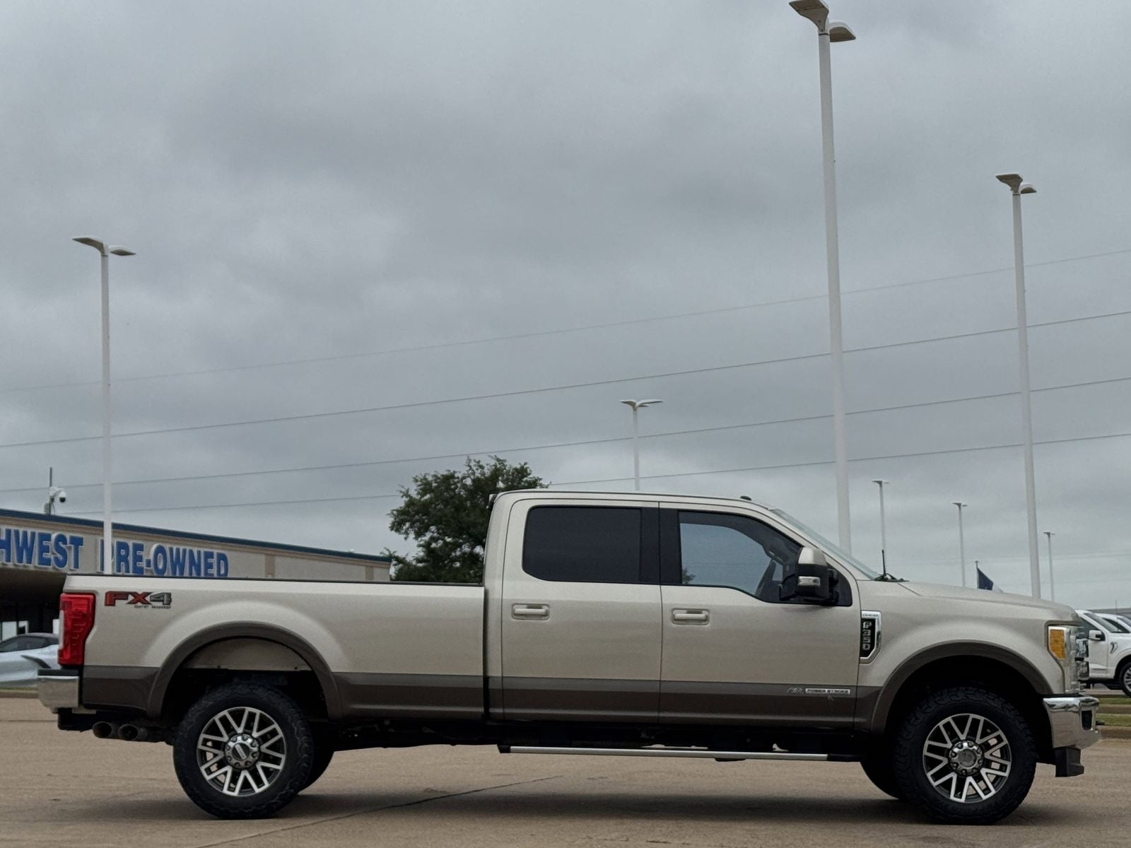 2017 Ford F-350SD Lariat