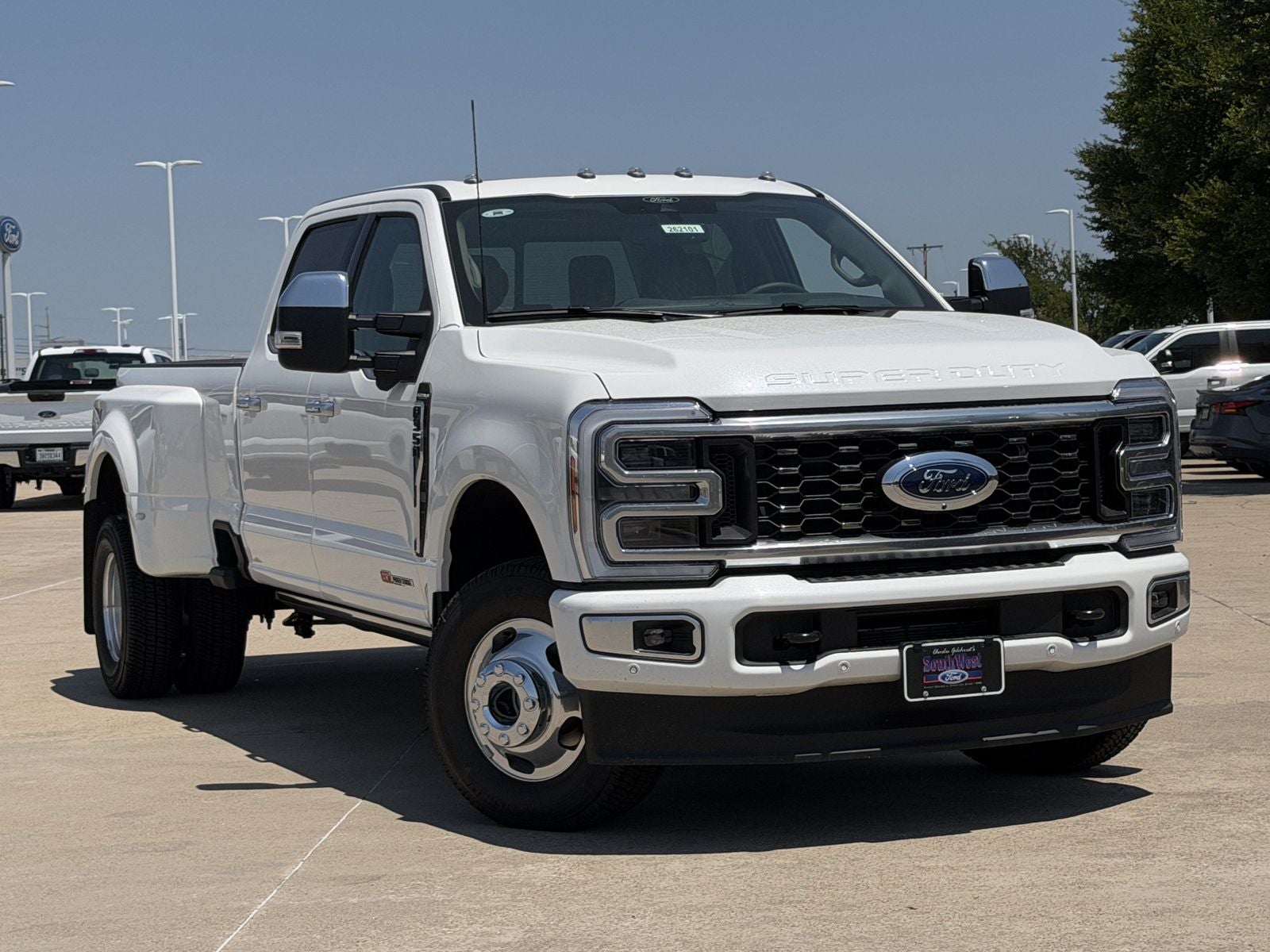 2026 Ford F-350SD Platinum DRW